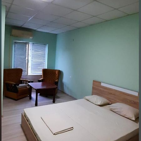 Хотел Елит Kostinbrod Buitenkant foto