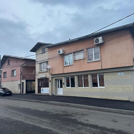 Хотел Елит Kostinbrod Buitenkant foto